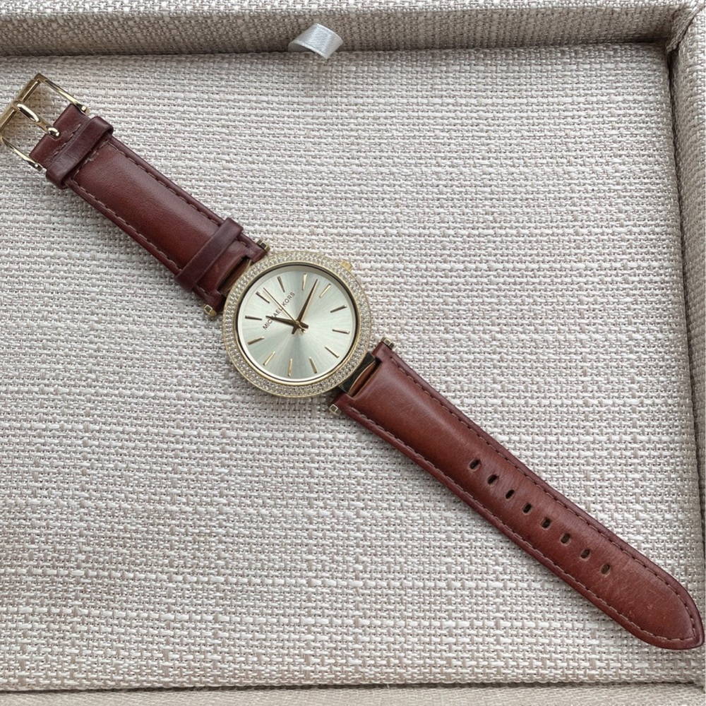 Michael kors womens watch for sale - Picture 3 of 4